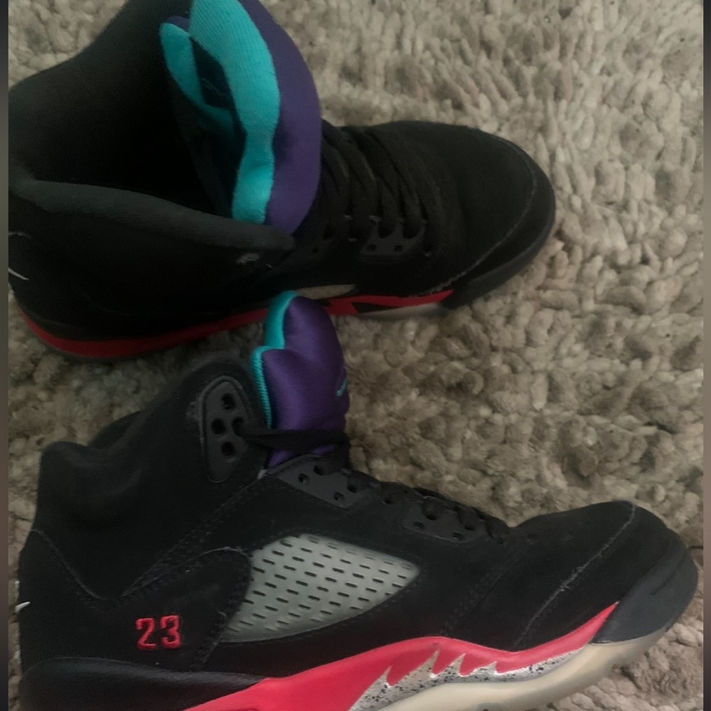 Jordan 5 - Picture 1 of 3